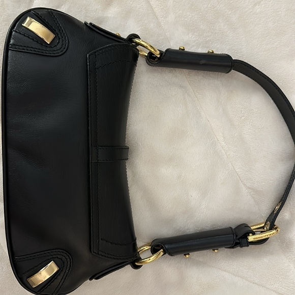 Beautiful Black Dolce & Gabbana Classic Leather & Gold Hardware Purse Excellent - Picture 6 of 8